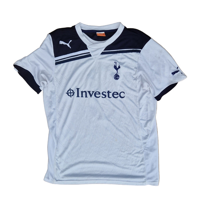 front of 2010/11 Tottenham Hotspurs Jersey 