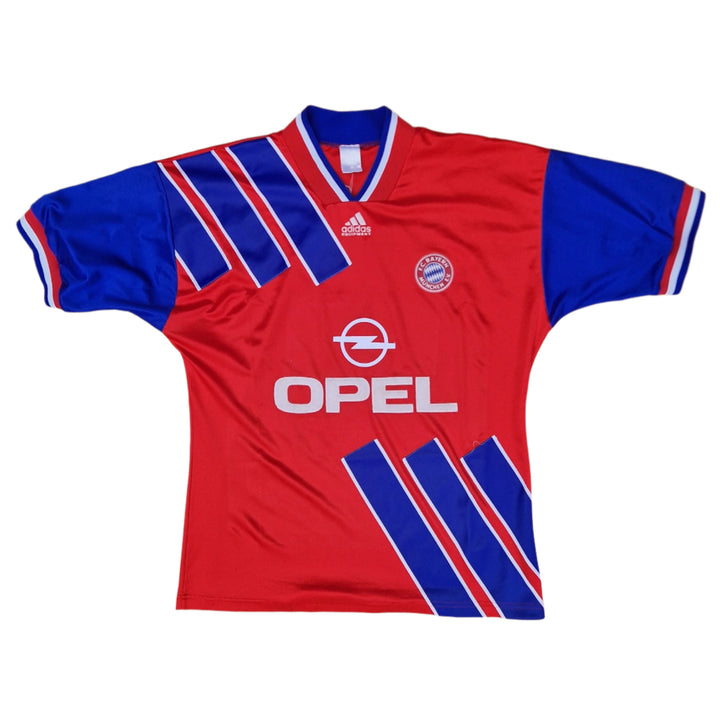 front of 1993/95 Bayern Munich Jersey 