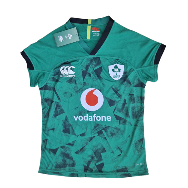 Front of 2020/21 Womans Ireland Rugby Jersey