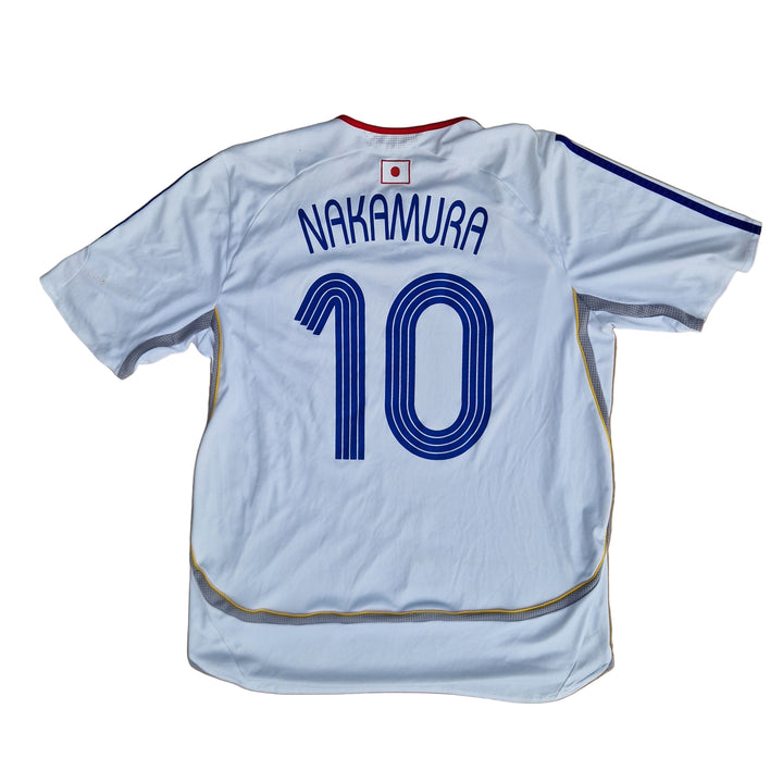 2006 Japan football shirt with Nakamura nameset