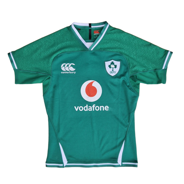 front of 2017 Ireland Rugby jersey 