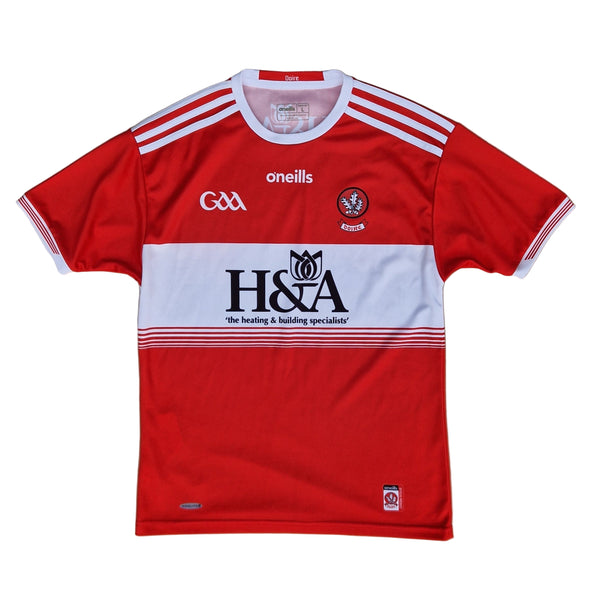 Front of 2019 Derry GAA jersey