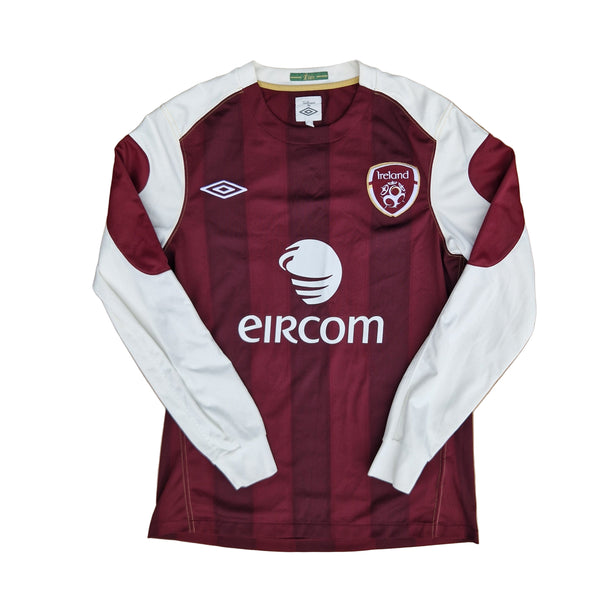 Front of 2010 Irish soccer goalkeeper jersey