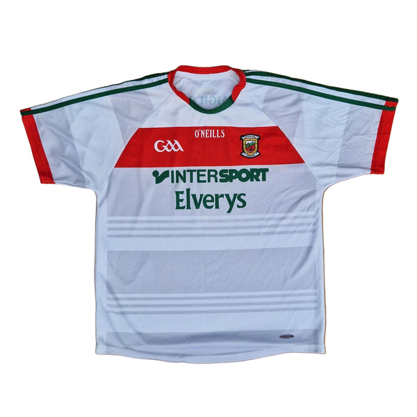 Front of 2016/17 Mayo GAA Away Jersey