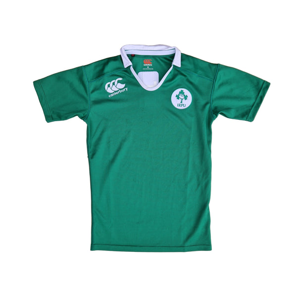 Front of 2014/15 Ireland rugby jersey
