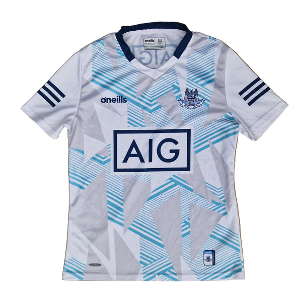 Tight Fit Dublin GAA Training Jersey (Excellent) L