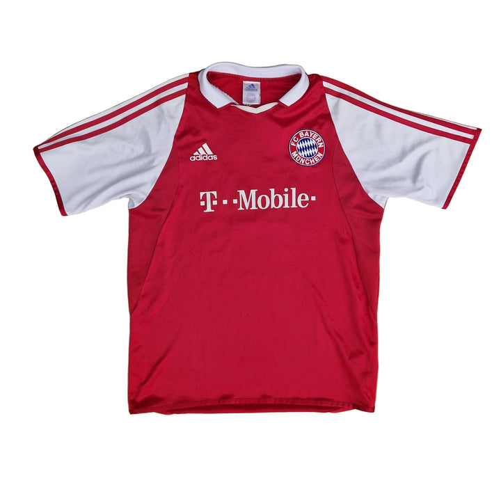 Front of 2003/05 Bayern Munich Shirt