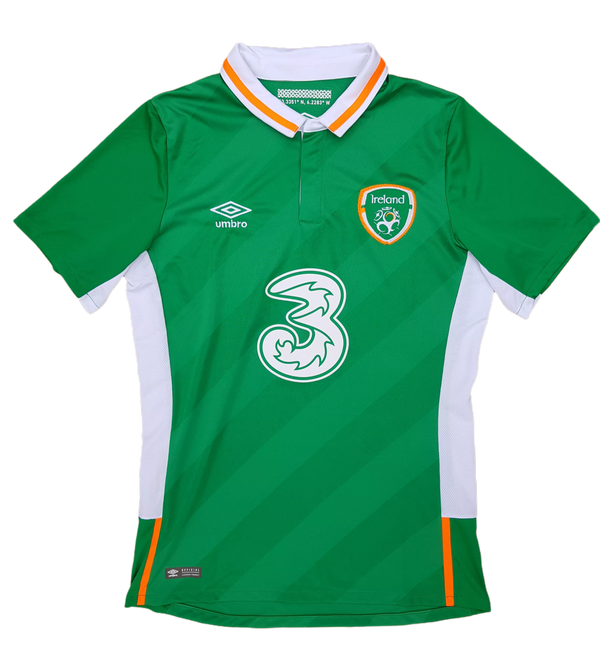 Front of classic 2016 Ireland Home Soccer Jersey