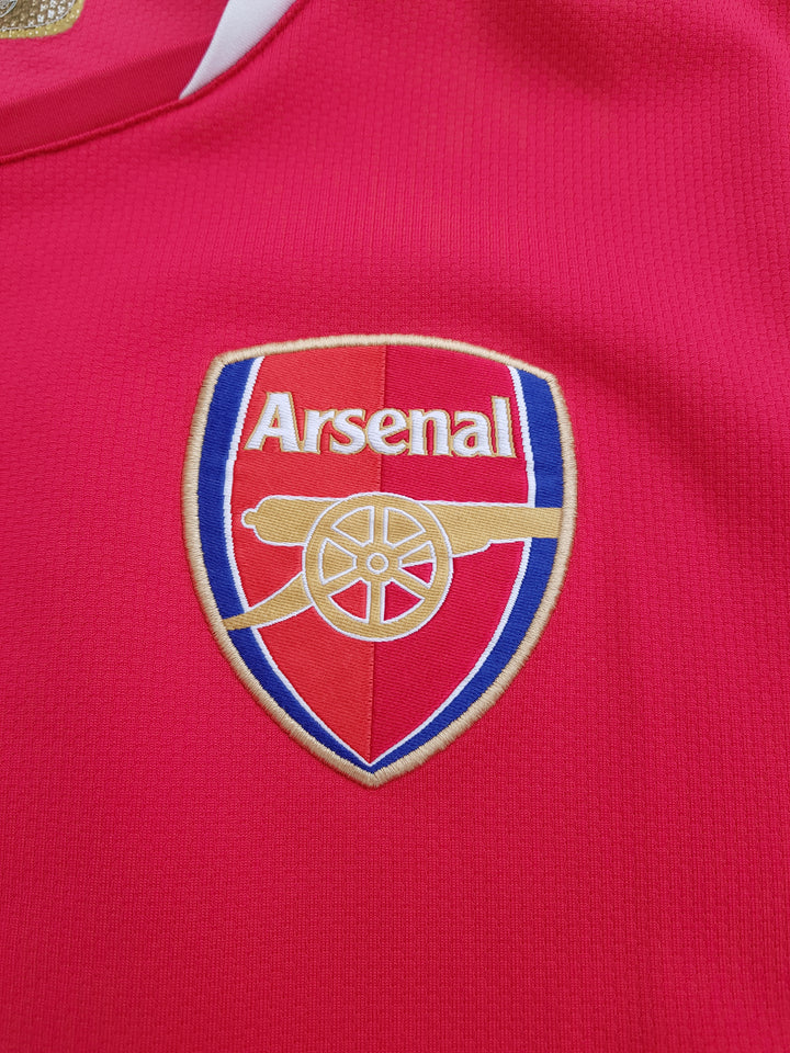 2006 2007 Arsenal Home Shirt. Classic football shirt