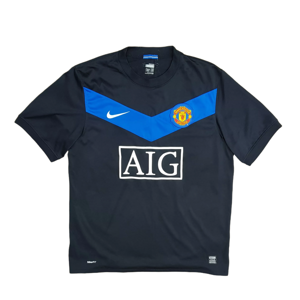 Front of 2009/10 Manchester United Away football shirt