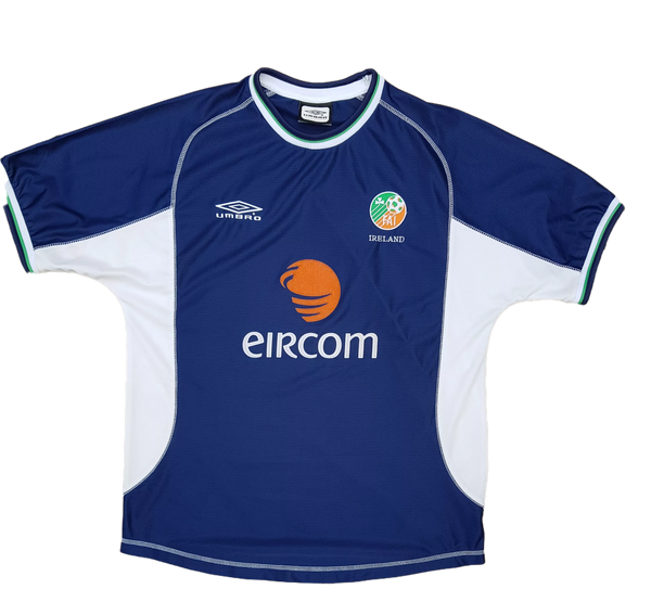 Front of Vintage 2002 Ireland Soccer Jersey 